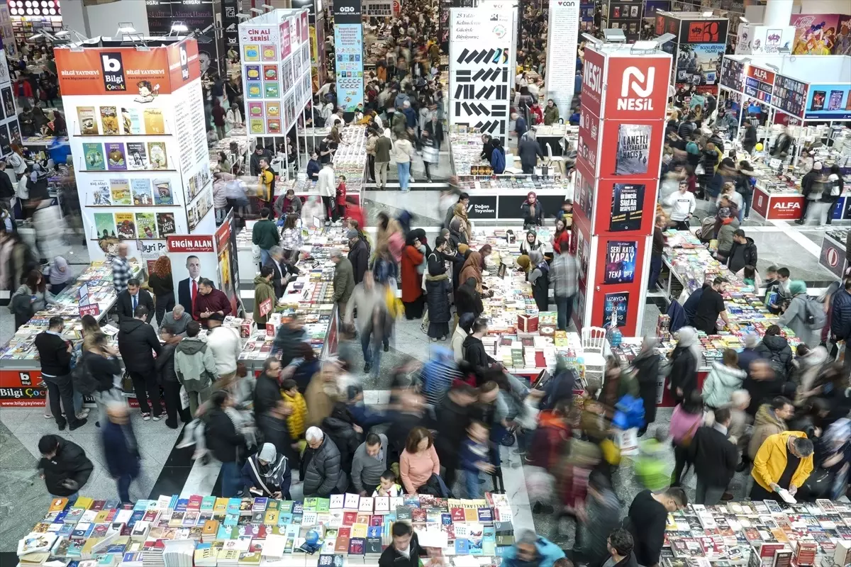 21. Ankara Kitap Fuarı Bugün Sona Erdi